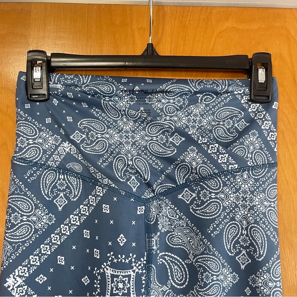 American Eagle 7/8 leggings - Picture 2 of 3